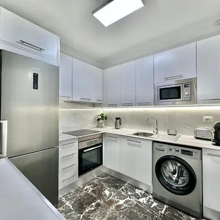 Ocean Cliff House Apartament