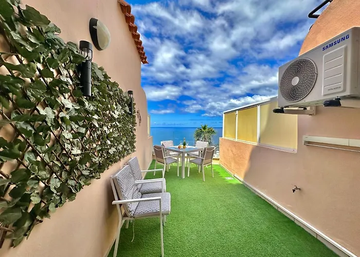 Ocean Cliff House 아파트 *