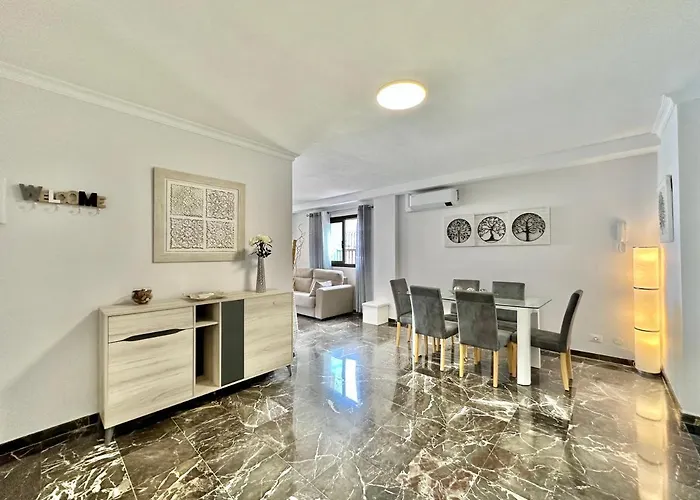 Ocean Cliff House 아파트 *